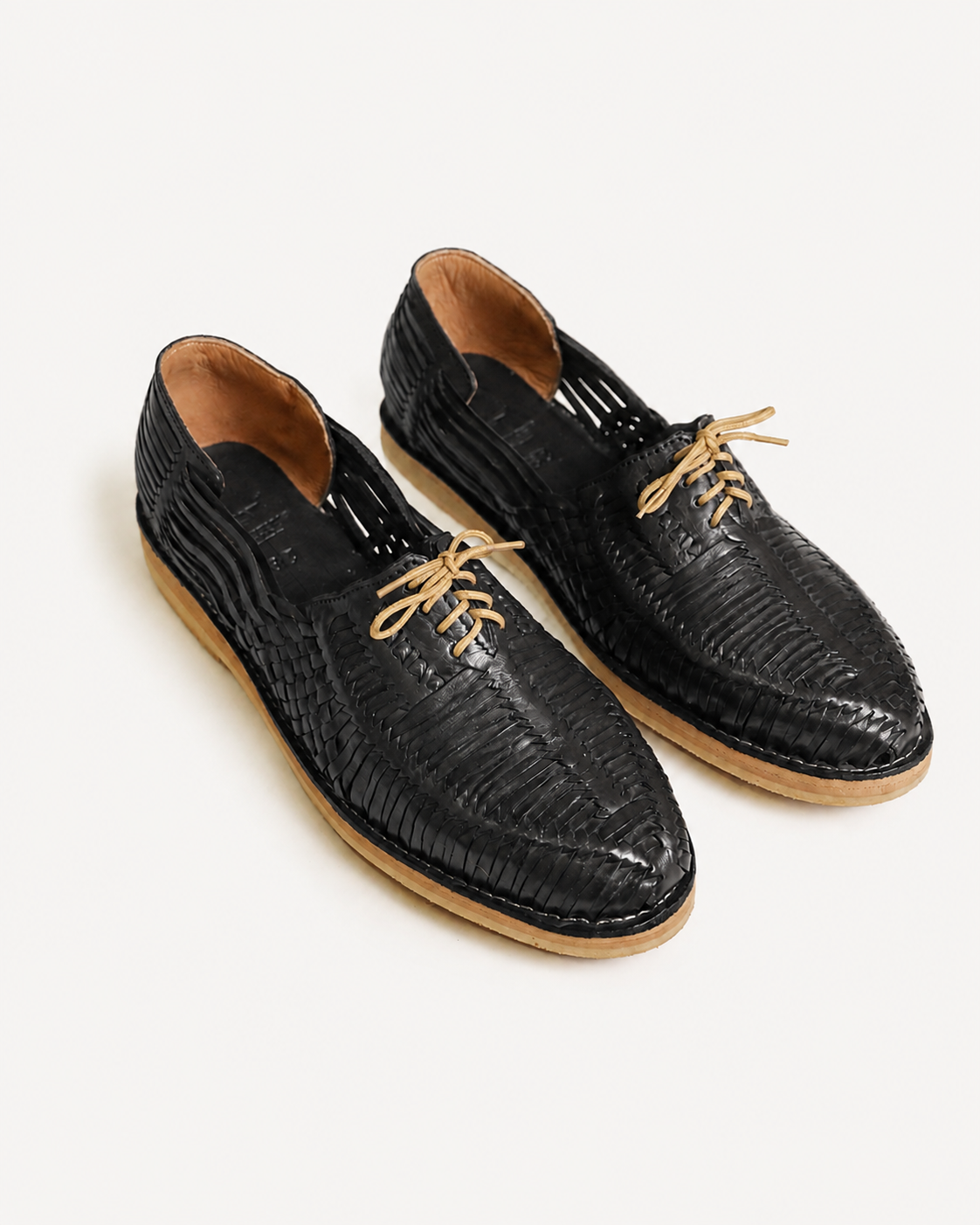 Huarache Tohil — Negro Grafito